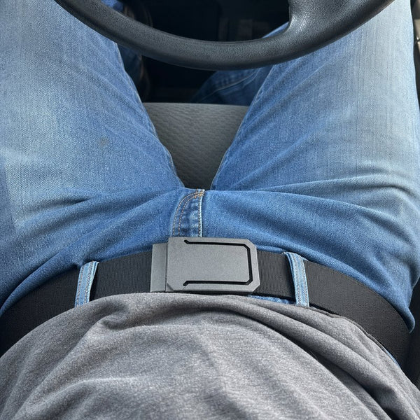 Ironsworth black ratchet belt seen from the driver seat